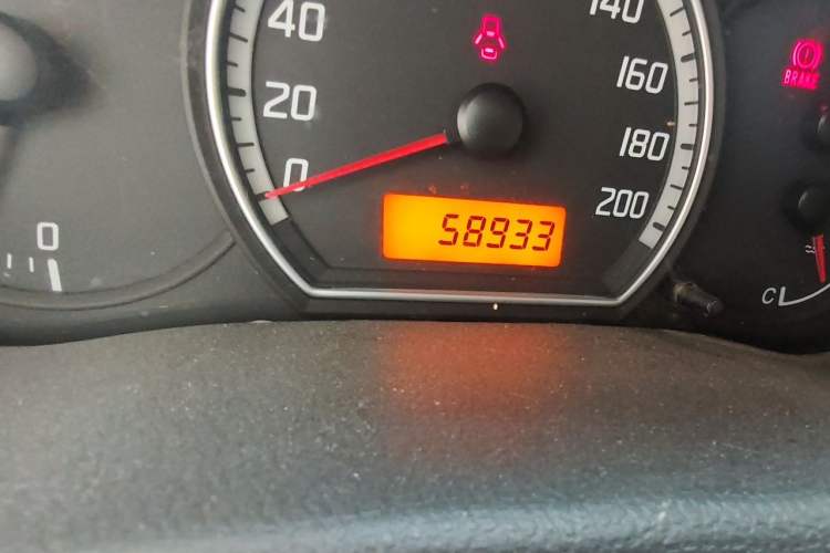Used Suzuki Swift 2011 1.5L Manual Fashion Edition Odometer Close Up