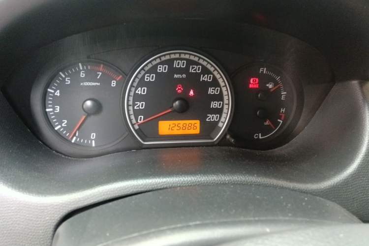 Used Suzuki Swift 2011 1.5L Manual Sport Audiovisual Edition Odometer Close Up