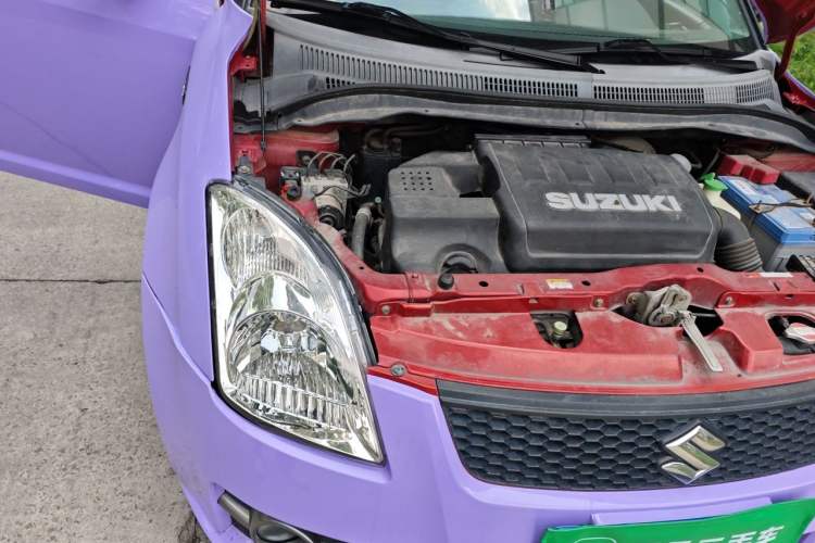 Used Suzuki Swift 2011 1.5L Manual Sport Edition Engine Bay Right