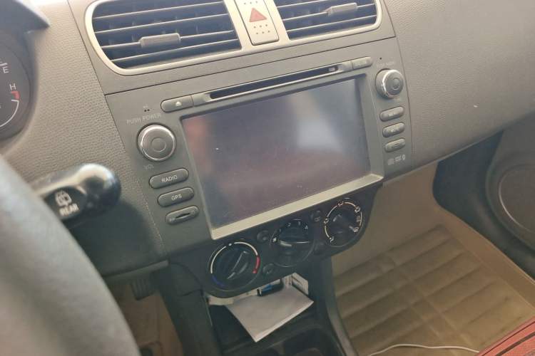 Used Suzuki Swift 2011 1.5L Automatic Sport Edition Audio And AC Panel