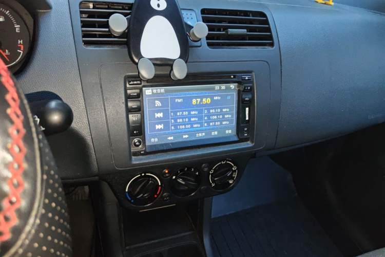 Used Suzuki Swift 2011 1.3L Manual Value Edition Audio And AC Panel