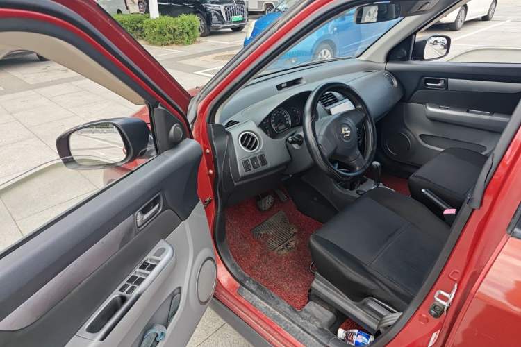 Used Suzuki Swift 2011 1.5L Automatic Fashion Edition Driver Seat