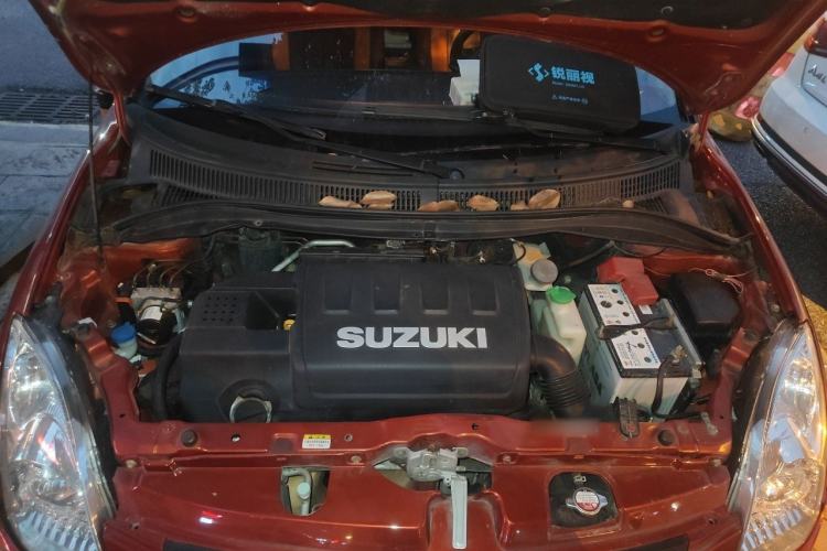 Used Suzuki Swift 2011 1.5L Automatic Fashion Edition Engine Bay