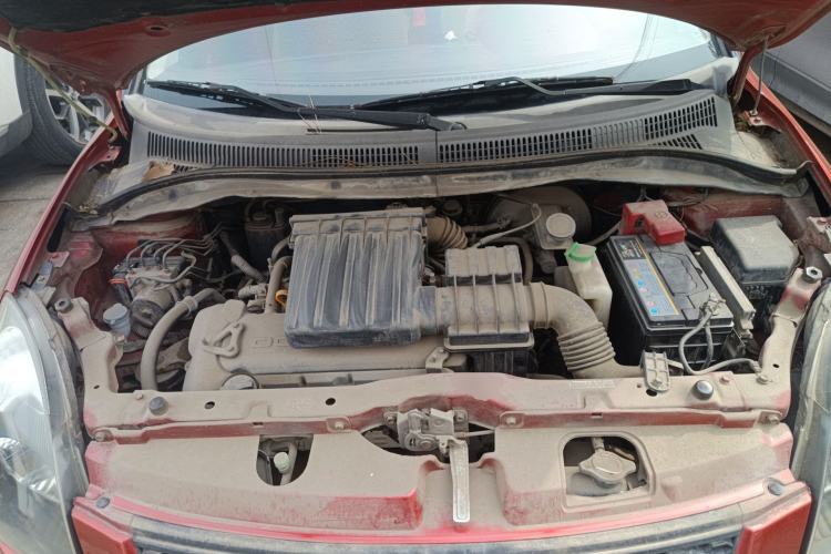 Used Suzuki Swift 2011 1.5L Automatic Fashion Edition Engine Bay