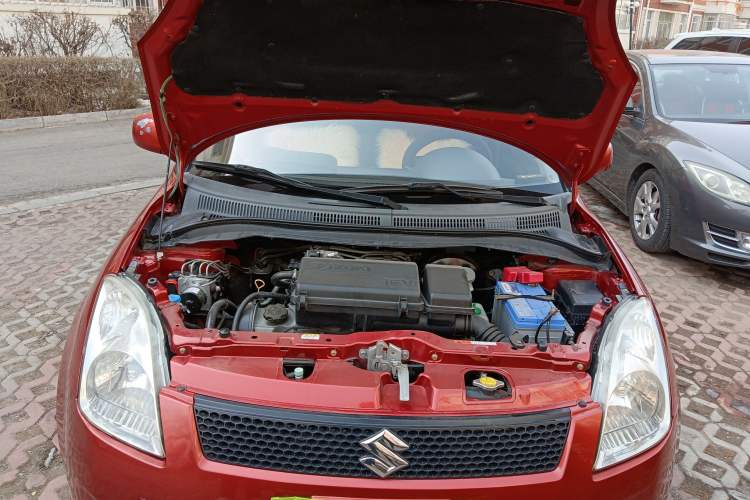 Used Suzuki Swift 2011 1.3L Manual Value Edition Engine Bay