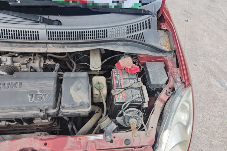 Used Suzuki Swift 2011 1.3L Manual Value Edition Engine Bay Left
