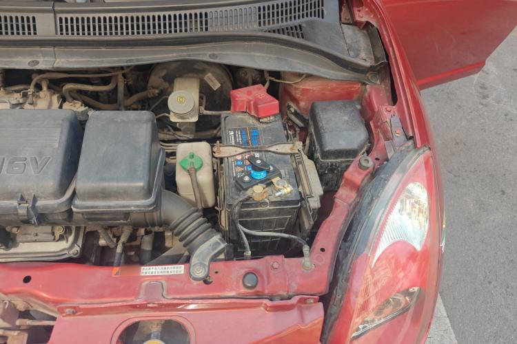 Used Suzuki Swift 2011 1.3L Manual Value Edition Engine Bay Left