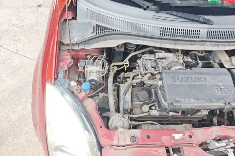 Used Suzuki Swift 2011 1.3L Manual Value Edition Engine Bay Right