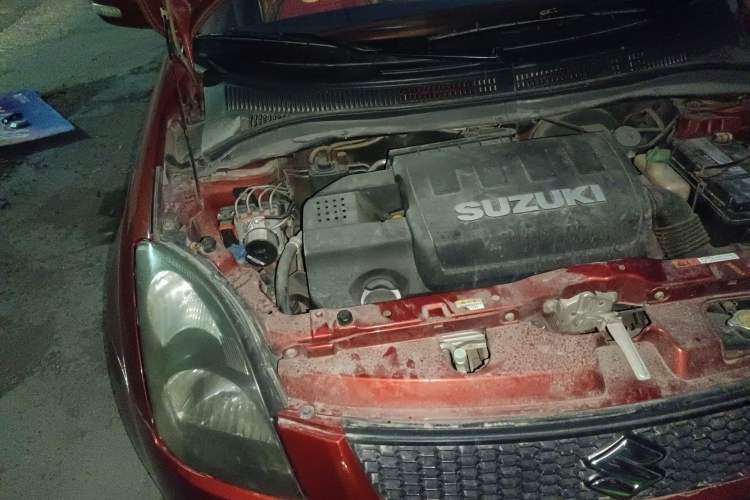 Used Suzuki Swift 2011 1.5L Manual Fashion Edition Engine Bay Right