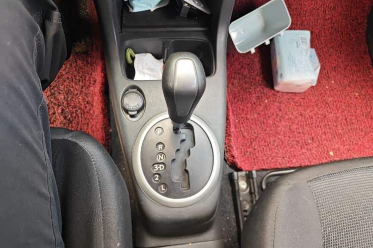 Used Suzuki Swift 2011 1.5L Automatic Fashion Edition Gear Lever