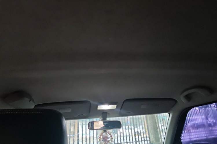 Used Suzuki Swift 2011 1.5L Automatic Sport Edition Headliner