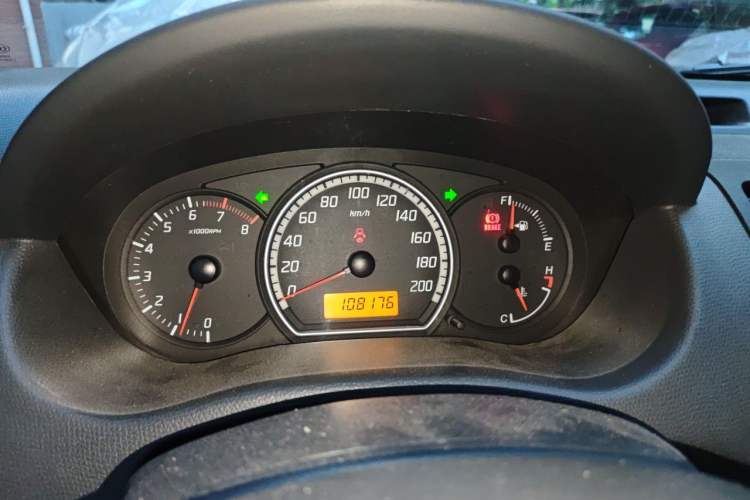 Used Suzuki Swift 2011 1.3L Manual Value Edition Instrument Cluster