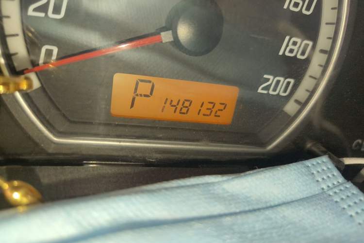 Used Suzuki Swift 2011 1.5L Automatic Fashion Edition Odometer Close Up