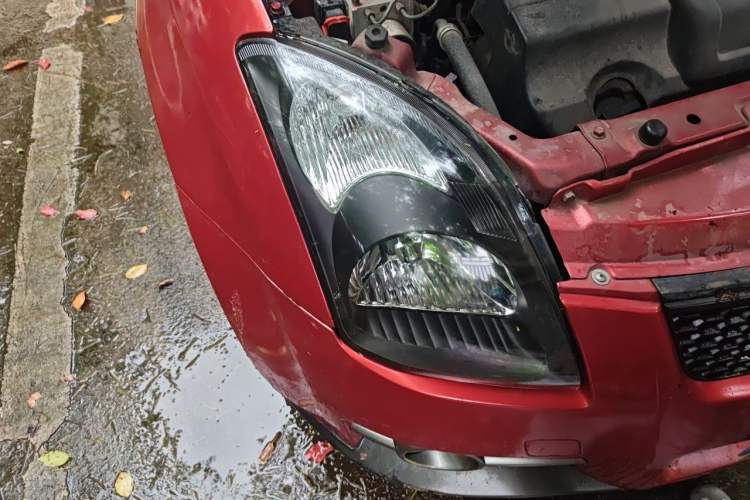 Used Suzuki Swift 2011 1.5L Automatic Sport Edition Right Front Headlight
