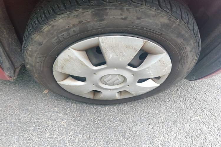 Used Suzuki Swift 2011 1.3L Manual Value Edition Right Front Wheel Hub