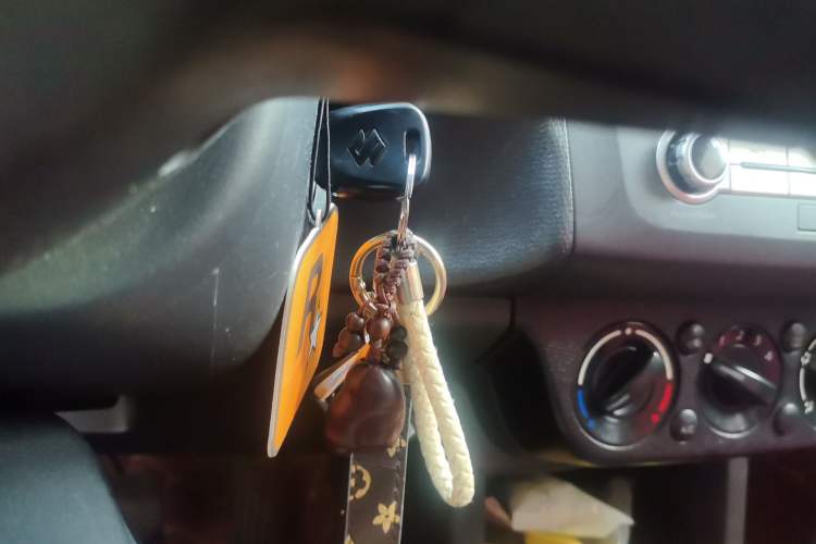 Used Suzuki Swift 2011 1.5L Manual Fashion Edition Vehicle Key