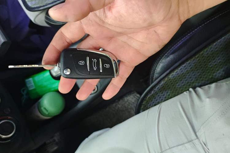 Used Suzuki Swift 2011 1.5L Automatic Sport Edition Vehicle Key