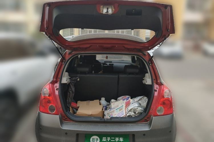 Used Suzuki Swift 2011 1.5L Automatic Fashion Edition Trunk
