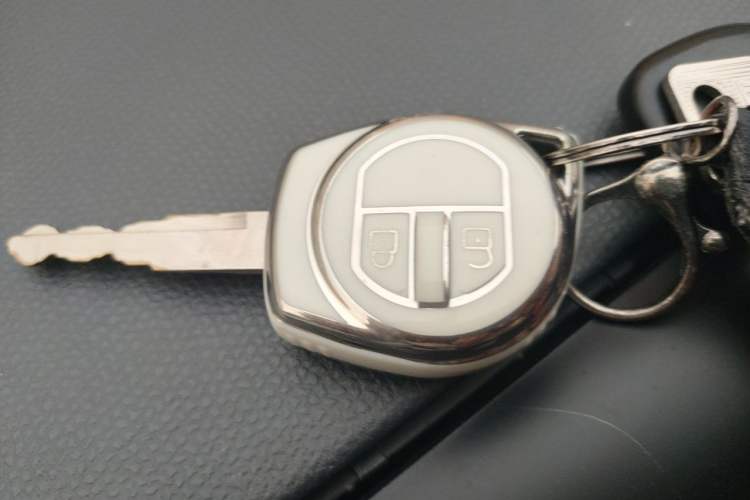 Used Suzuki Swift 2011 1.5L Automatic Fashion Edition Vehicle Key