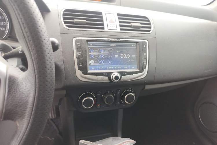 Used Suzuki Swift 2011 1.5L Manual Sport Audiovisual Edition Audio And AC Panel