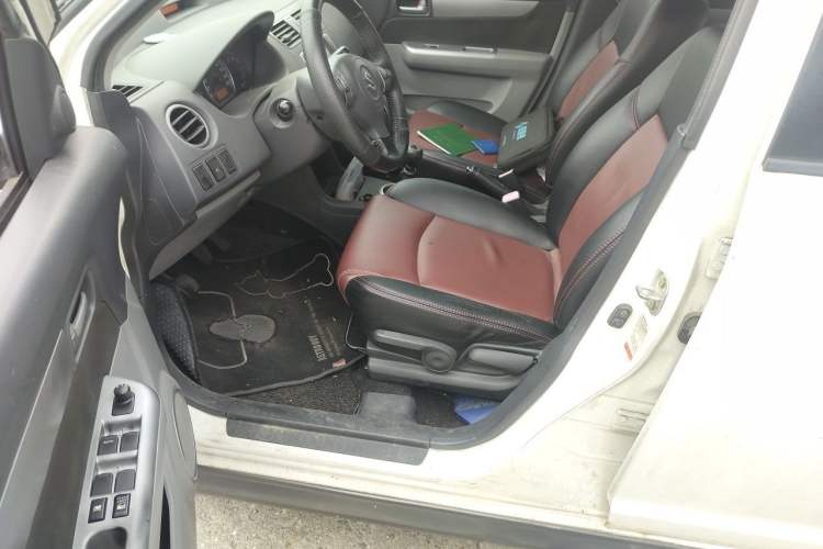 Used Suzuki Swift 2011 1.5L Manual Sport Audiovisual Edition Driver Seat
