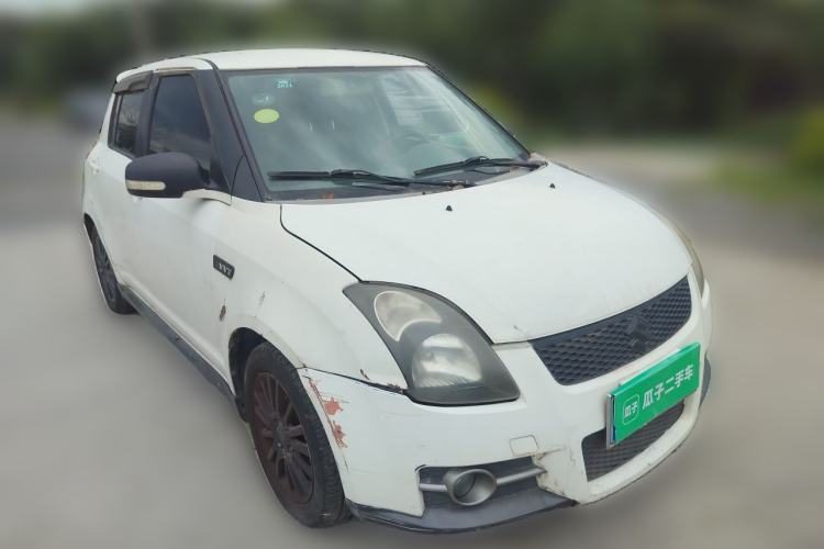 Used Suzuki Swift 2011 1.5L Manual Sport Audiovisual Edition Front Right 45 Deg