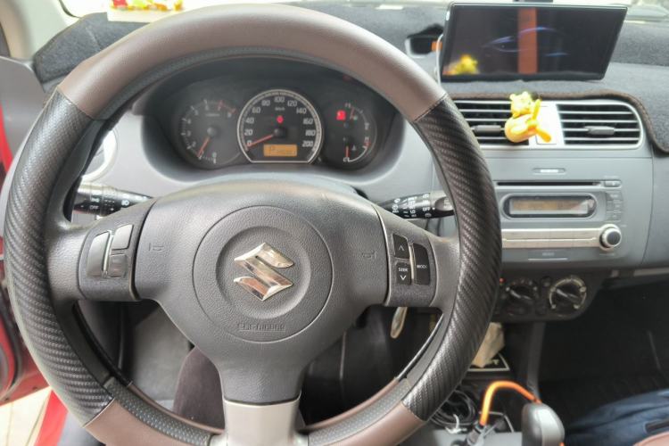 Used Suzuki Swift 2011 1.5L Automatic Fashion Edition Steering Wheel