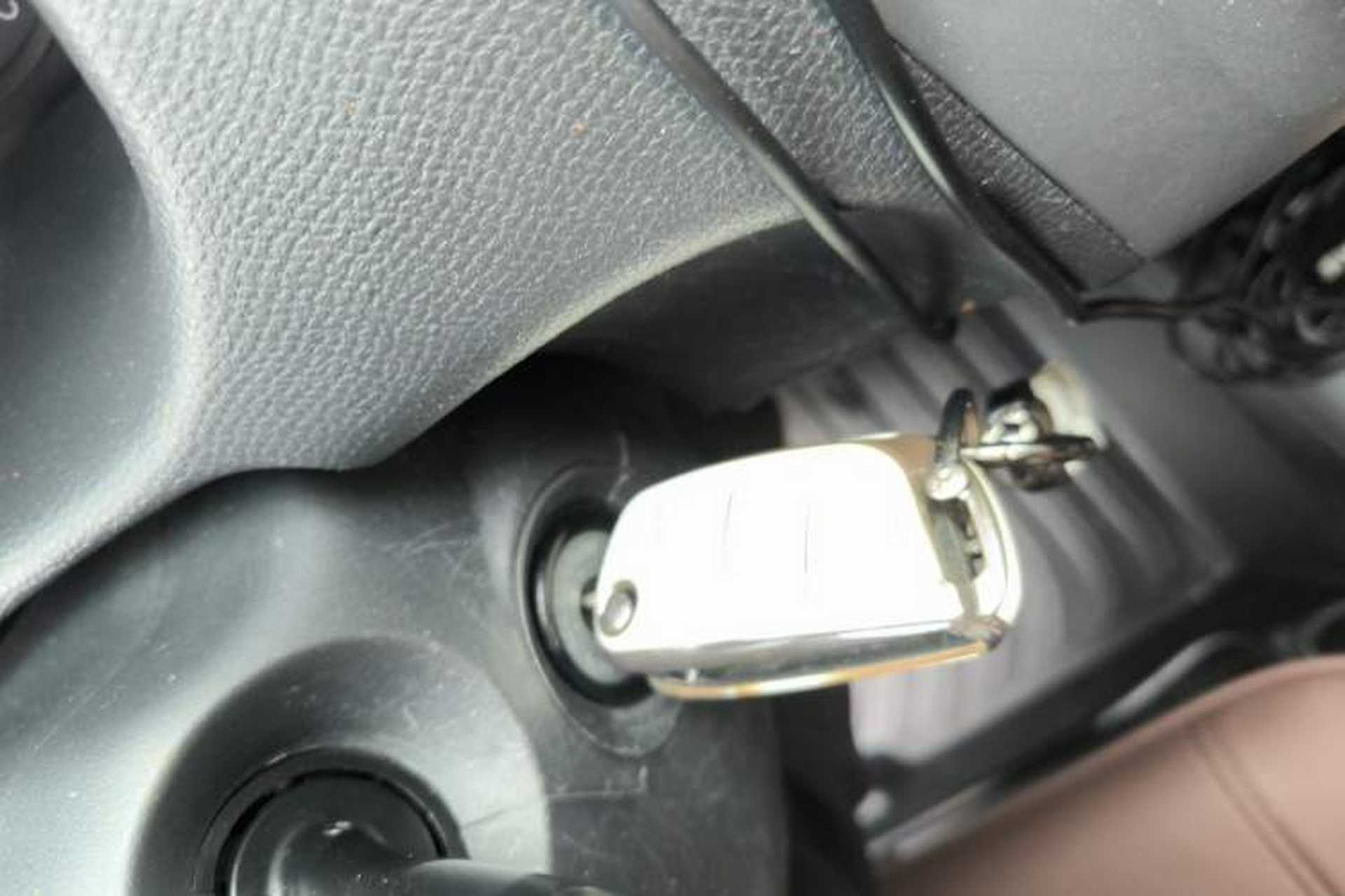 Used Suzuki Swift 2011 1.5L Automatic Fashion Edition Vehicle Key