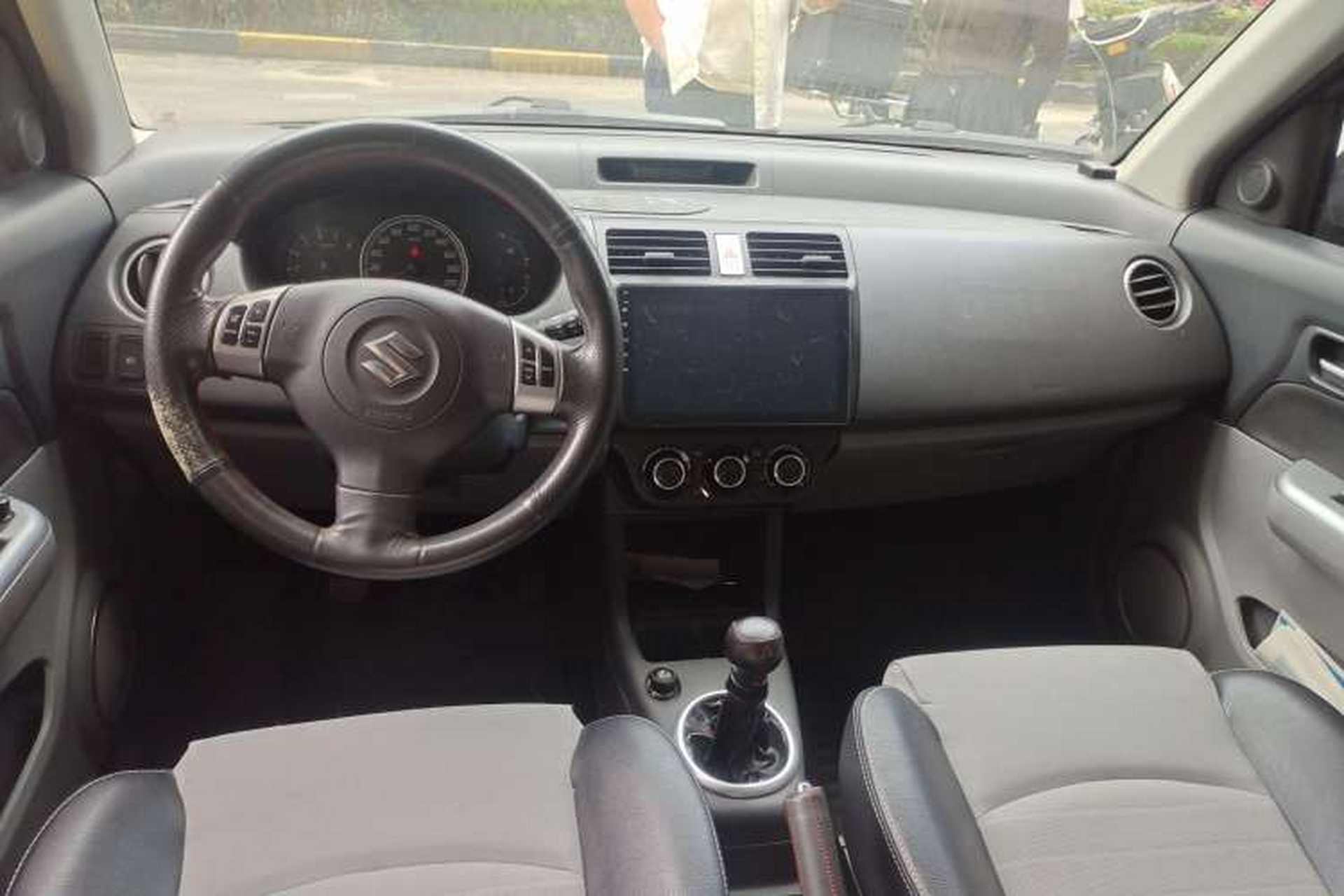 Used Suzuki Swift 2011 1.5L Manual Sport Edition Center Console
