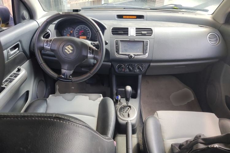 Used Suzuki Swift 2011 1.5L Automatic Sport Audiovisual Edition Center Console