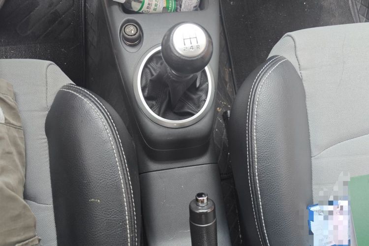 Used Suzuki Swift 2011 1.5L Manual Fashion Edition Gear Lever