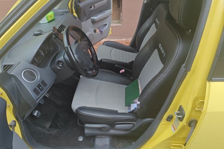 Used Suzuki Swift 2011 1.5L Manual Fashion Edition Left Front Seat