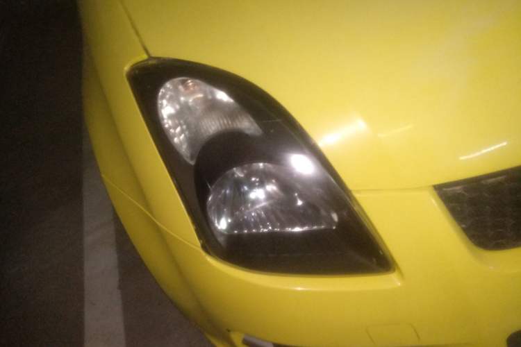 Used Suzuki Swift 2011 1.5L Manual Sport Edition Right Front Headlight