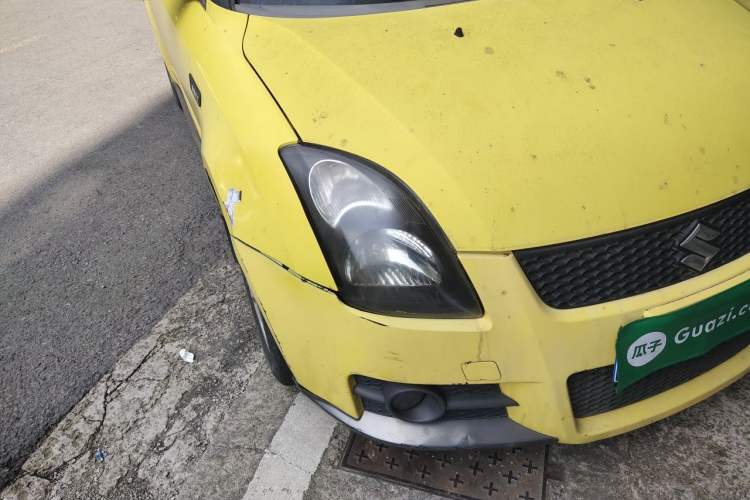 Used Suzuki Swift 2011 1.5L Automatic Sport Audiovisual Edition Right Front Headlight