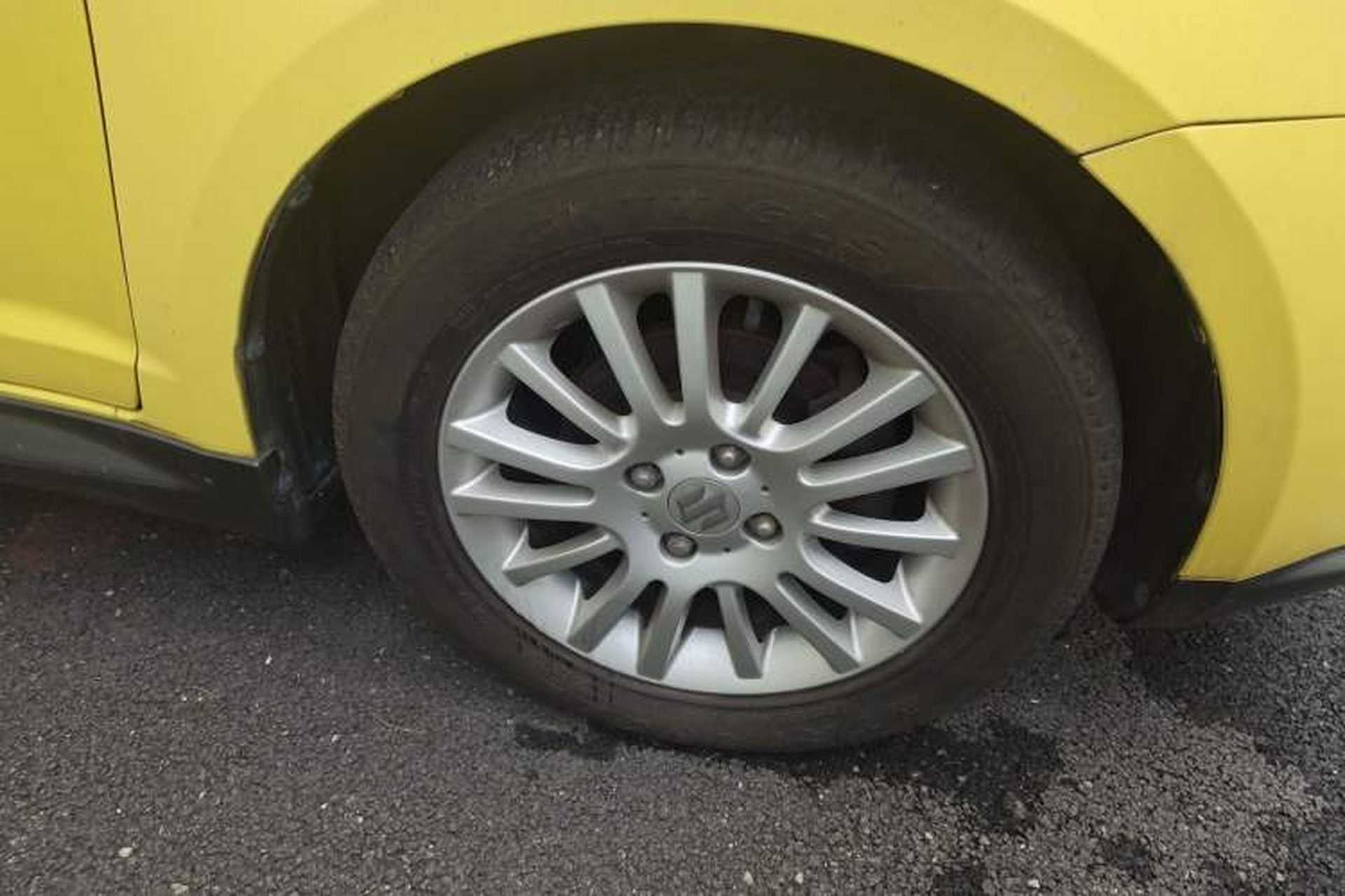 Used Suzuki Swift 2011 1.5L Manual Sport Edition Right Front Wheel Hub