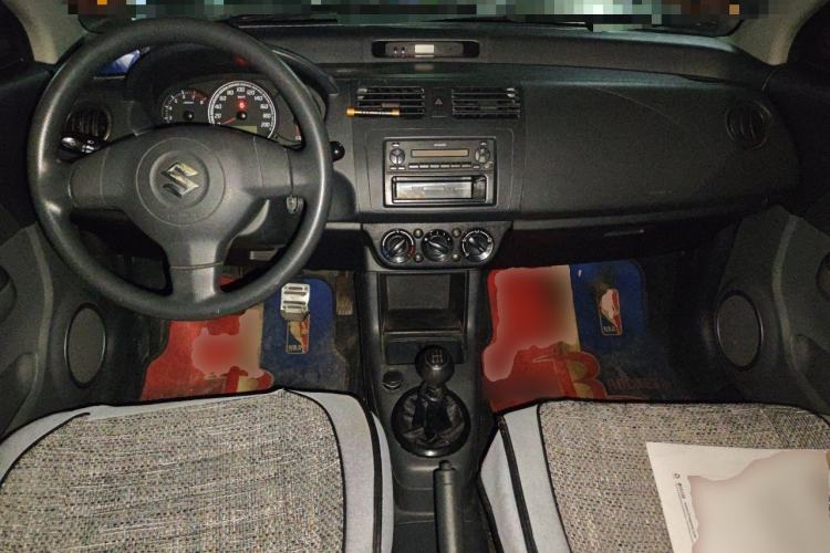 Used Suzuki Swift 2012 1.3L Manual Value Edition Center Console