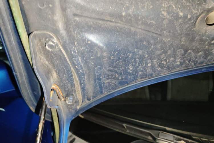 Used Suzuki Swift 2012 1.3L Manual Value Edition Engine Bay Right