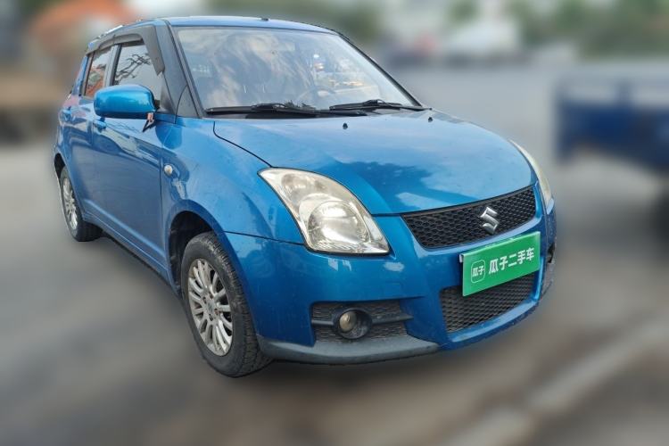 Used Suzuki Swift 2012 1.3L Manual Value Edition Front Right 45 Deg