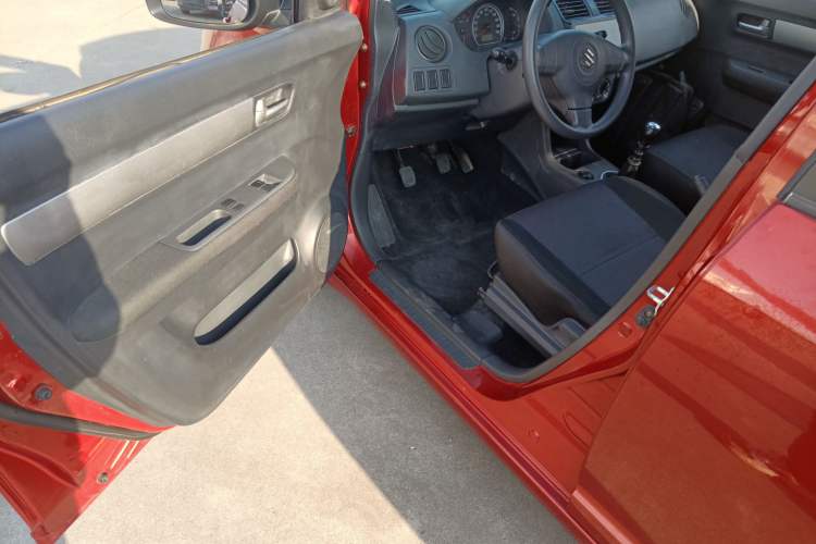 Used Suzuki Swift 2012 1.3L Manual Value Edition Driver Seat