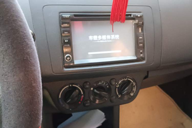 Used Suzuki Swift 2012 1.3L Manual Value Edition Audio And AC Panel
