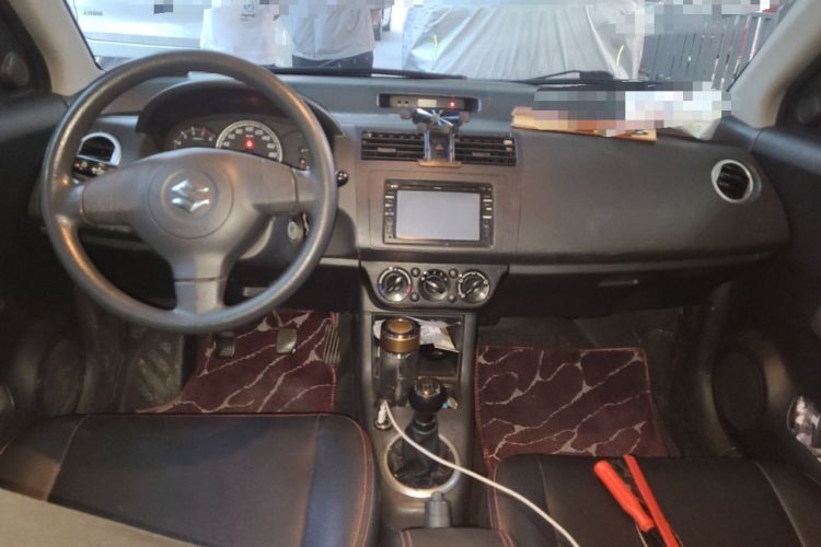 Used Suzuki Swift 2012 1.3L Manual Value Edition Center Console
