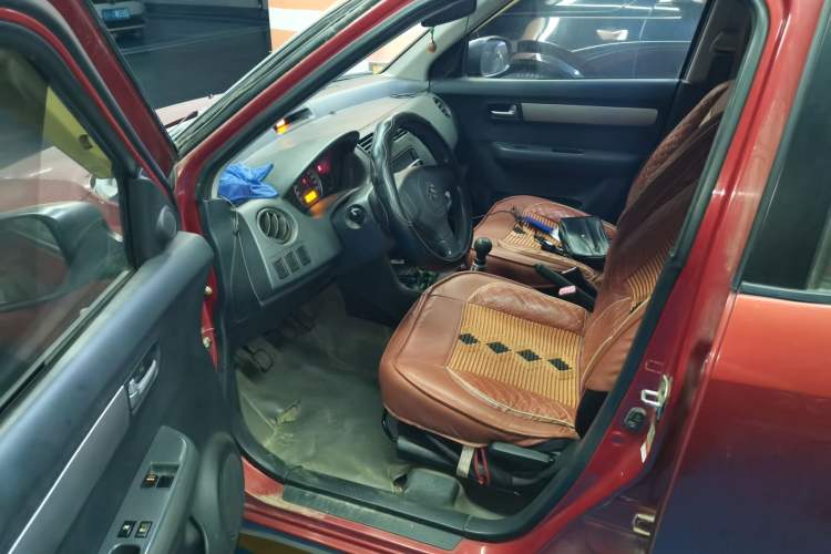 Used Suzuki Swift 2012 1.3L Manual Value Edition Driver Seat