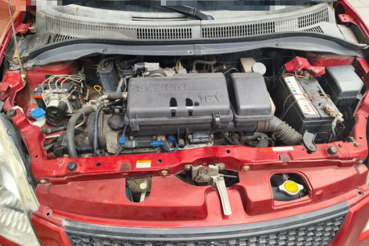 Used Suzuki Swift 2012 1.3L Manual Value Edition Engine Bay