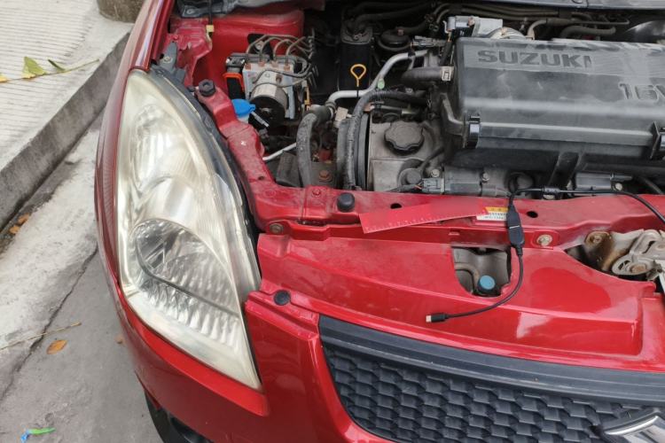 Used Suzuki Swift 2012 1.3L Manual Value Edition Engine Bay Right