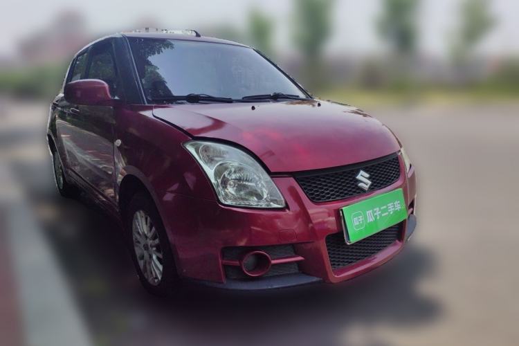 Used Suzuki Swift 2012 1.3L Manual Value Edition Front Right 45 Deg