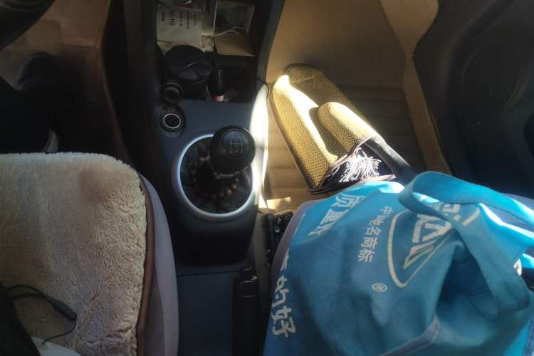 Used Suzuki Swift 2012 1.3L Manual Value Edition Gear Lever