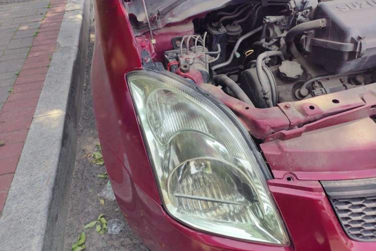 Used Suzuki Swift 2012 1.3L Manual Value Edition Right Front Headlight