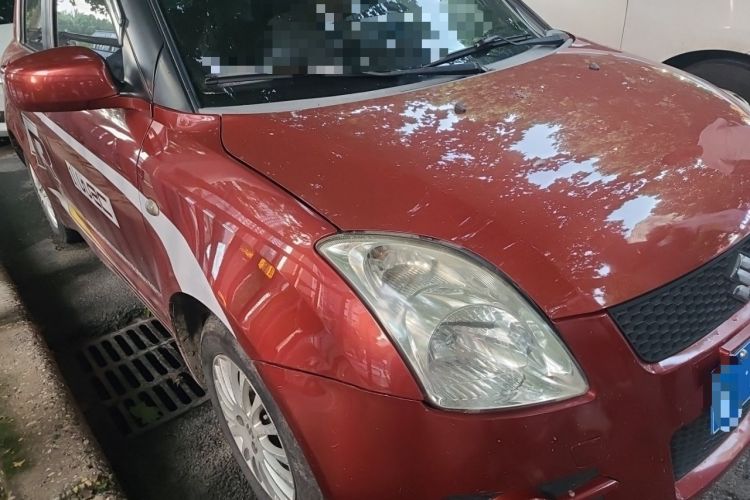 Used Suzuki Swift 2012 1.3L Manual Value Edition Right Front Headlight