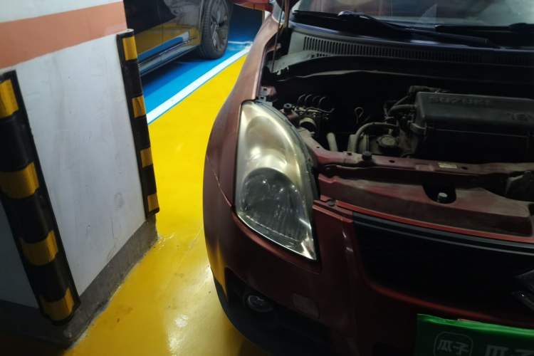 Used Suzuki Swift 2012 1.3L Manual Value Edition Right Front Headlight