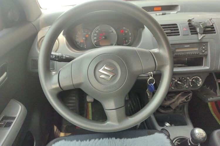 Used Suzuki Swift 2012 1.3L Manual Value Edition Steering Wheel